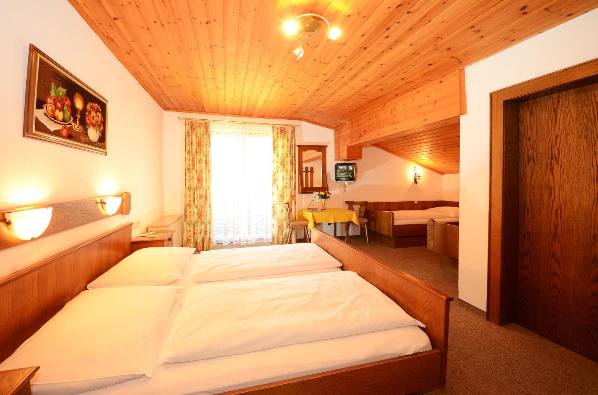 Pension Mozart Wagrain Kamer foto