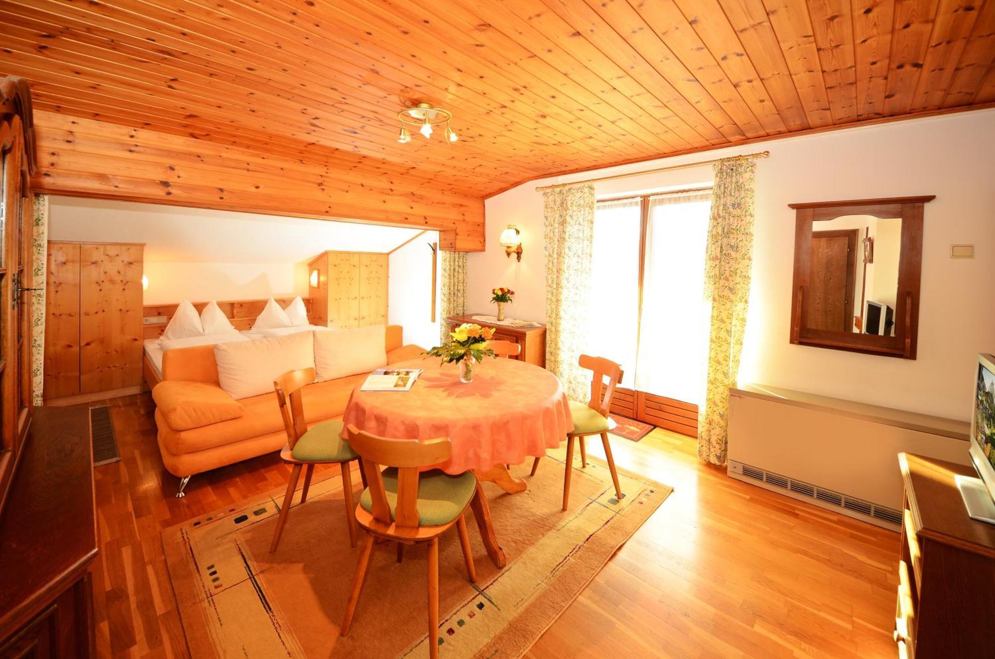 Pension Mozart Wagrain Kamer foto